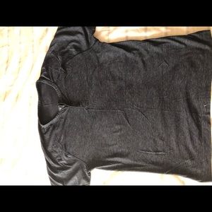 Lululemon metal vent Henley xl